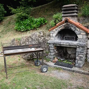 Casa vacanze Tra Montagna E Laghi 14 Posti, Crone